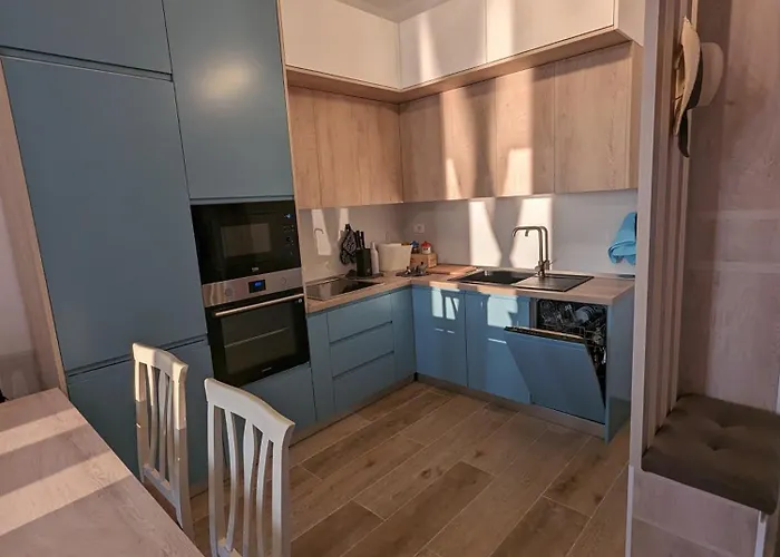 Apartament Modern Sea View & Parking Wlora