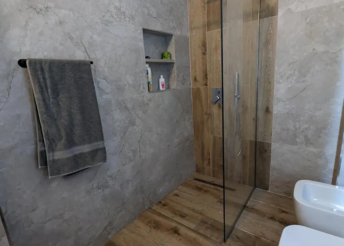 Modern Sea View & Parking