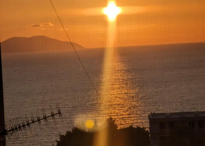 Modern Sea View & Parking * Avlonya