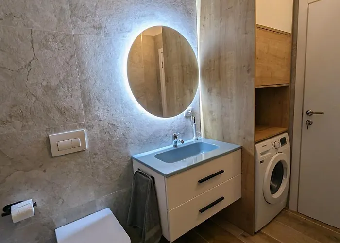 Apartamento Modern Sea View & Parking